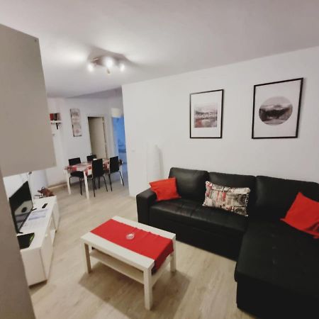 Appartamento Apartamento Con Encanto "Larios Street" Málaga Esterno foto