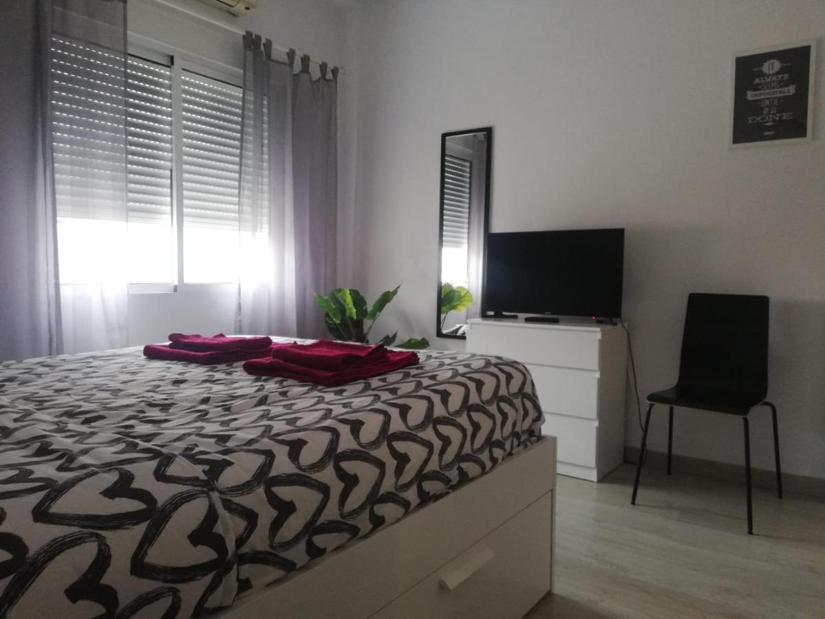 Appartamento Apartamento Con Encanto "Larios Street" Málaga Esterno foto