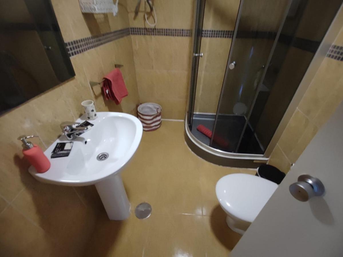 Appartamento Apartamento Con Encanto "Larios Street" Málaga Esterno foto