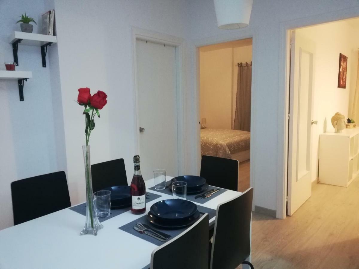 Appartamento Apartamento Con Encanto "Larios Street" Málaga Esterno foto